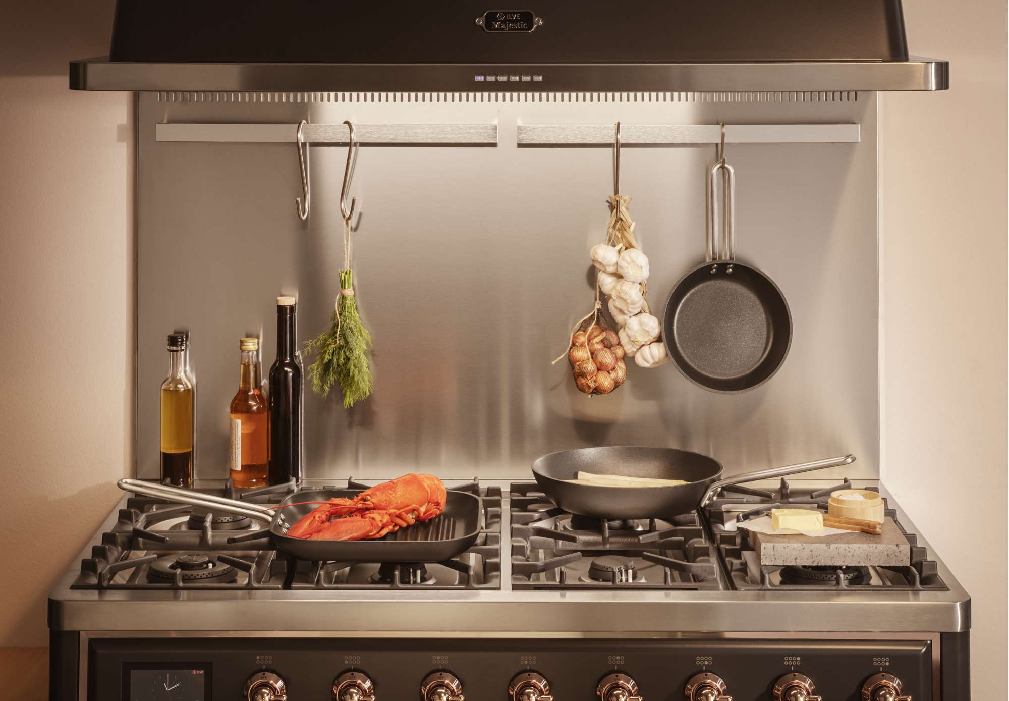 _Files_Images_Plytix_Lifestyle_Photo_1_204736_204720_204728_Prof_grill_frying_pans_l_B2B2023